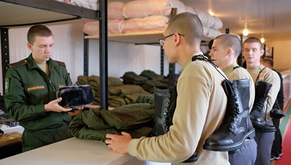 Путин кидает срочников на войну в Украине как "пушечное мясо" (Видео)