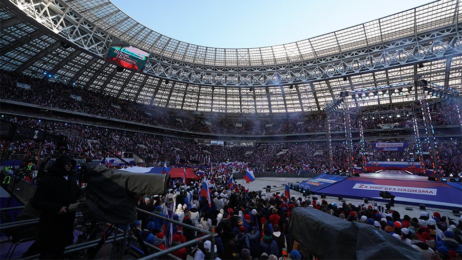 Психолог рассказала, что не так с выступлением Путина на концерте в Лужниках