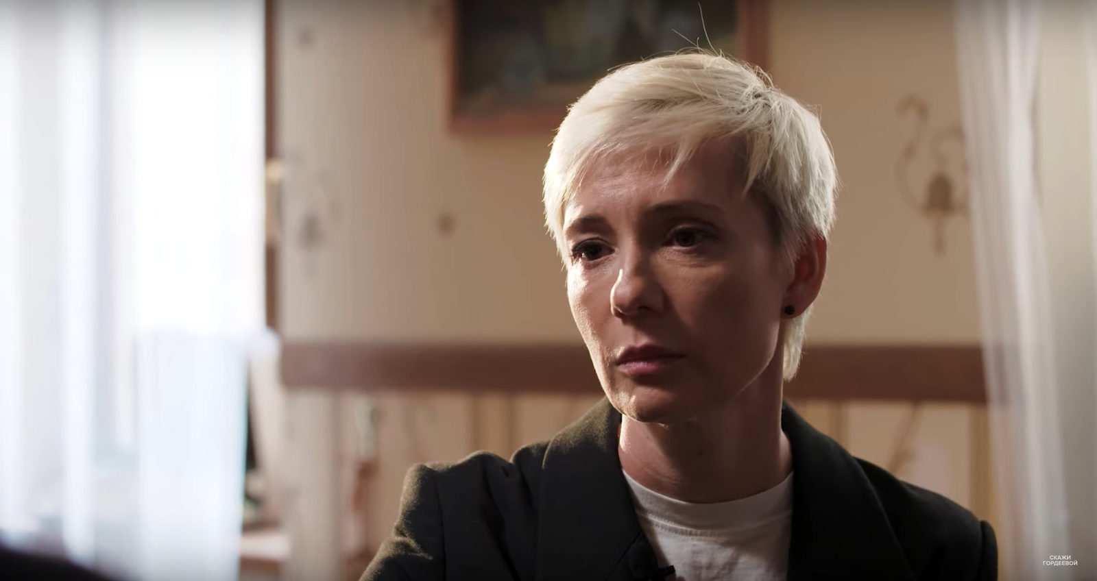 "Чтобы вернуться, надо врать всему миру". Хаматова покинула Россию после своего призыва к Путину прекратить войну с Украиной