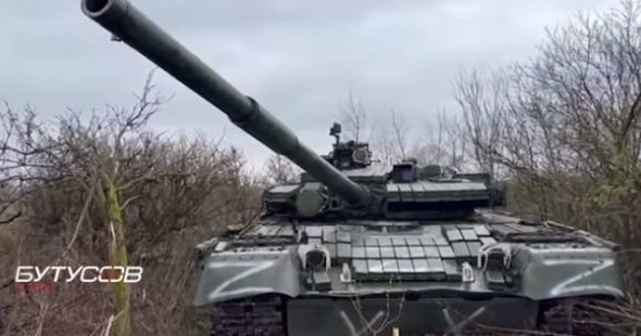 "Колонна "парадной" Кантемировской танковой армии РФ разбита на Харьковщине. Два современных Т-80 захвачены исправными" ВИДЕО