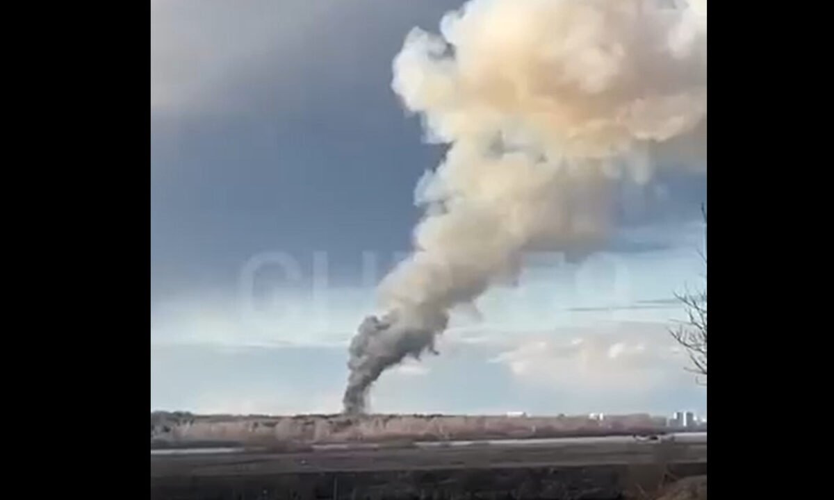 В российской Перми сгорел завод, на котором производят снаряды для «Градов» и «Смерчей»