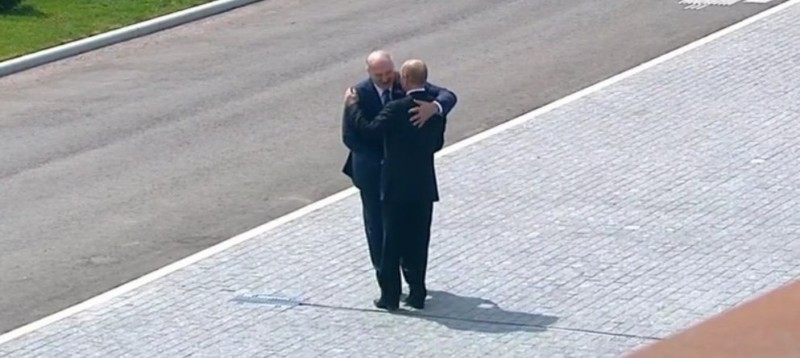 «Не удивляйтесь, если последний гвоздь в крышку гроба Путина забьёт именно Лукашенко…»