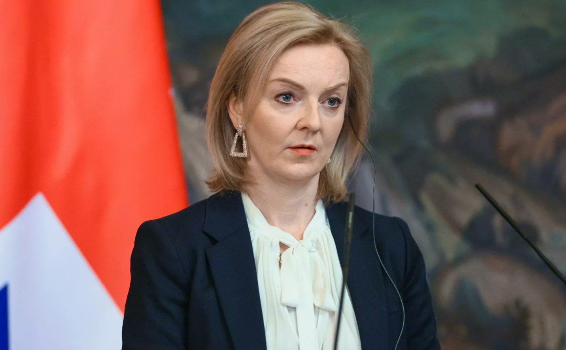 Британия настаивает на немедленном предоставлении Украине артиллерии