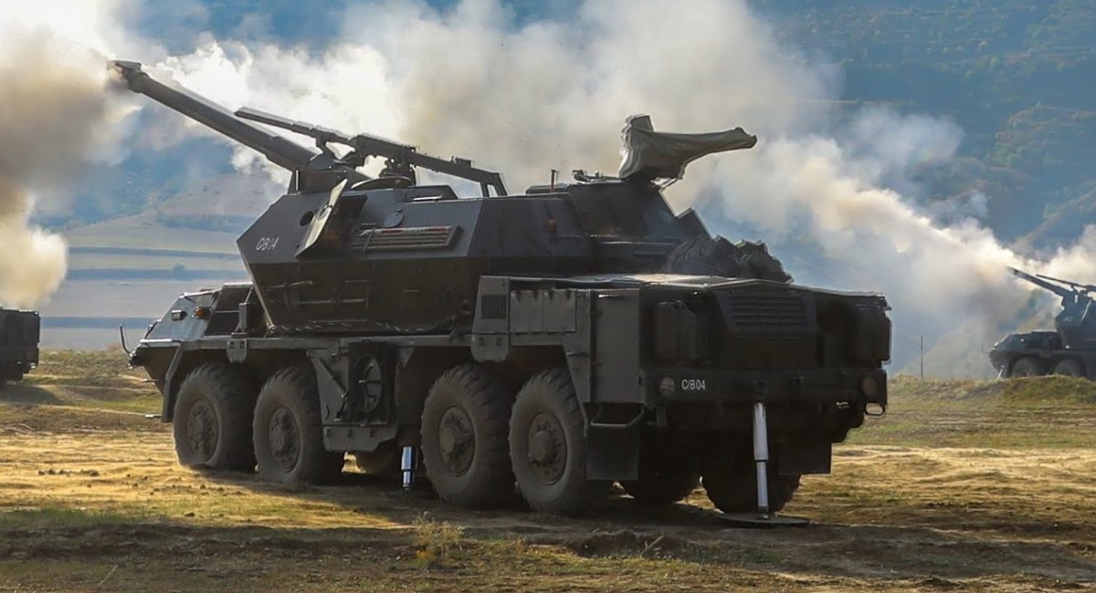 Украинские военные показали работу чешских САУ Dana (Видео)