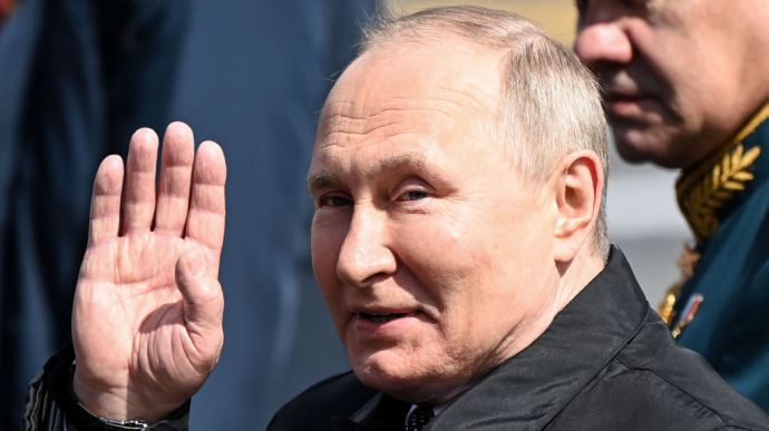 СБУ: на россии чиновников учат правильно хвалить путина и комментировать войну в Украине (Видео)