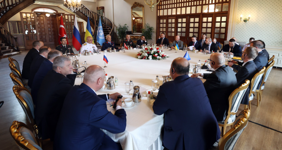 В Турции завершили переговоры о вывозе зерна из Украины: первые итоги