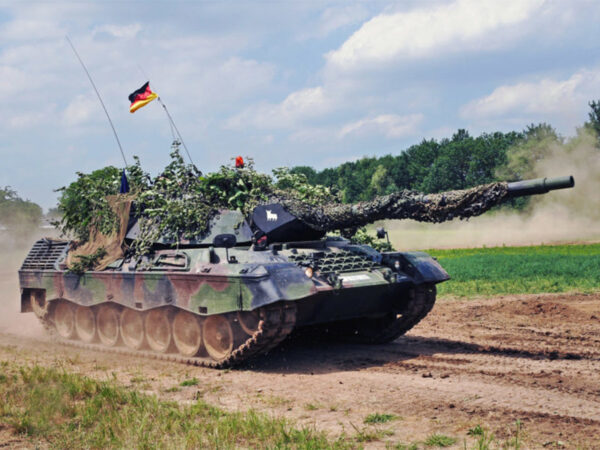 В Бундестаге заявили, что Украина защищает свободу Германии и призывают немедленно увеличить военную помощь