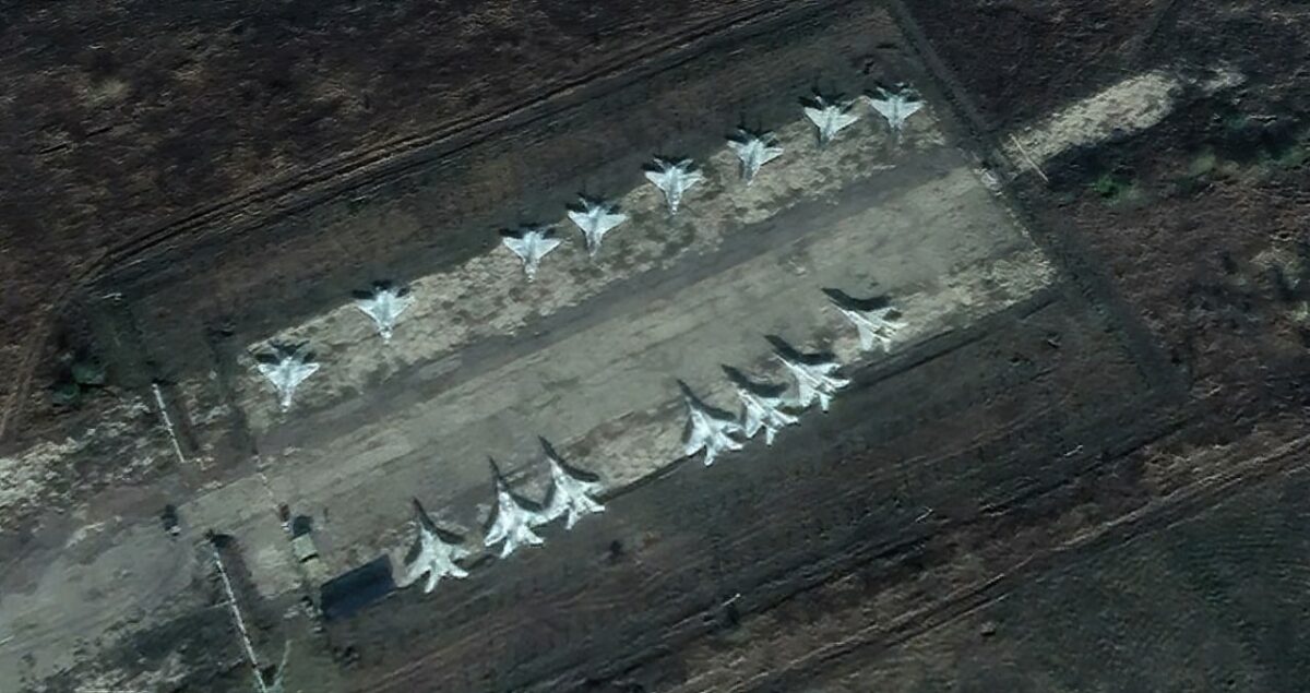 Россияне начали расконсервировать МиГ-29 на авиабазах около Украины