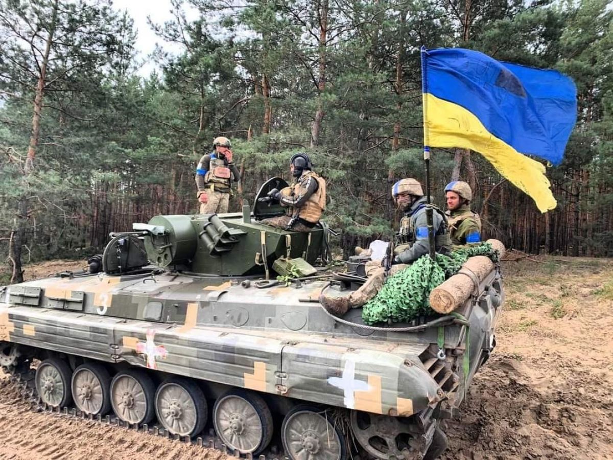 Войска РФ хотят захватить Бахмут любой ценой, но стратегия "выжженной земли" уже не помогает