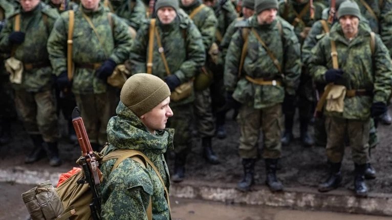 Жители "ДНР" просят путина вернуть мобилизованных студентов домой, говорят о бездействии местных "властей" (ВИДЕО)