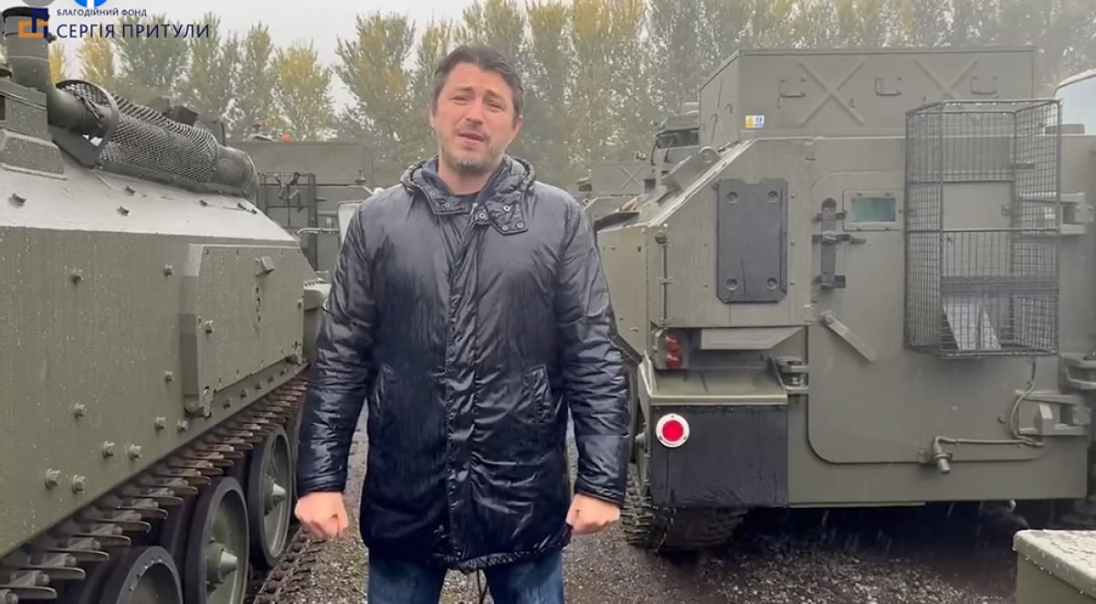 Притула объяснил, почему британские Spartan стоят дороже, чем купил Порошенко
