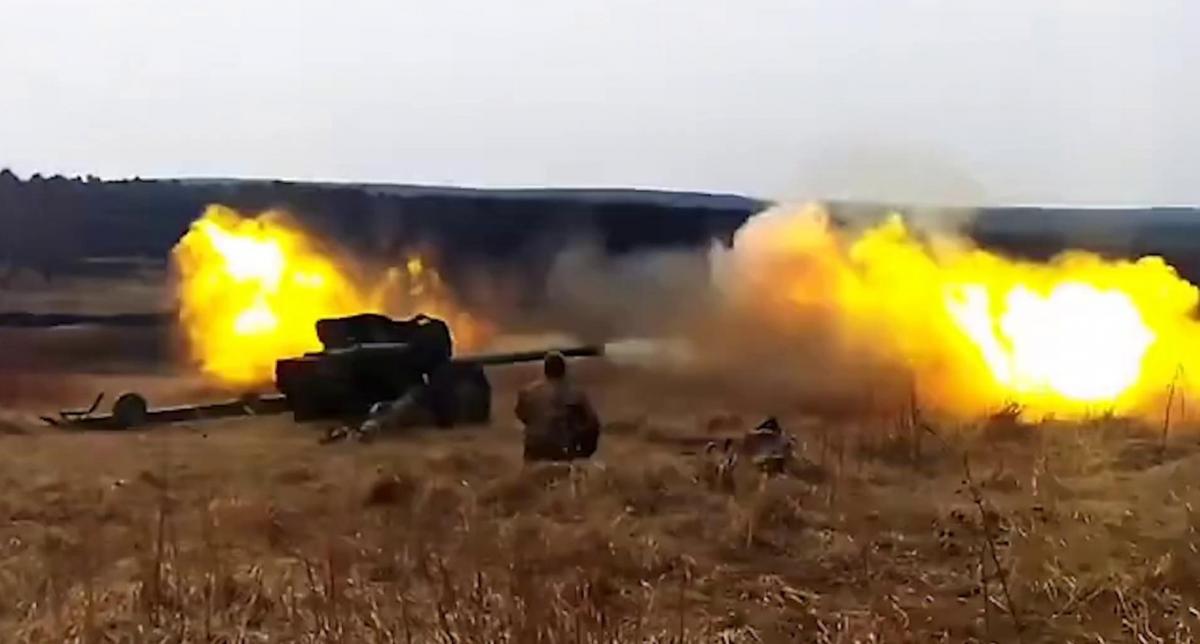 Украинские военные выследили и наказали россиян-мародеров, "охотившихся" на гуся (видео)