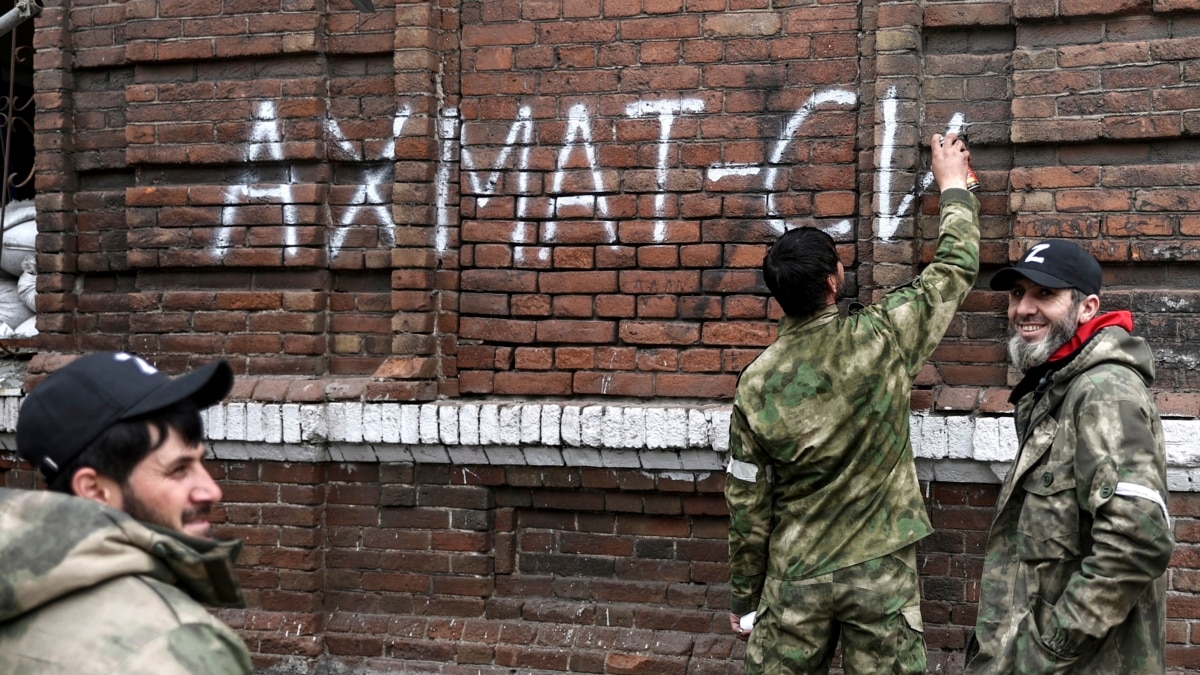 "Не верьте "Ахмат – сила", это интернет-войска": оккупант признал, что россияне распространяют фейки об украинских военных. Аудио