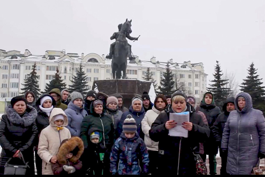 Орловских мобиков из ПВО отправили на штурм за жалобы на командование ... родственники записали челобитную к царю