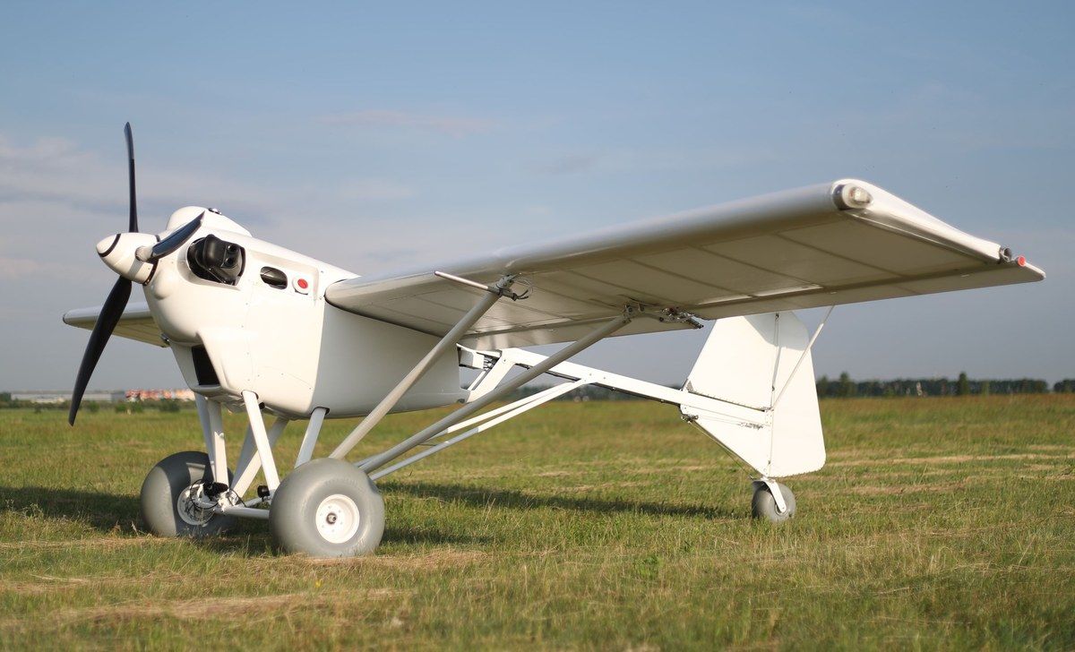 В Украине начался серийный выпуск беспилотных самолетов с дальностью полета до 3100 км