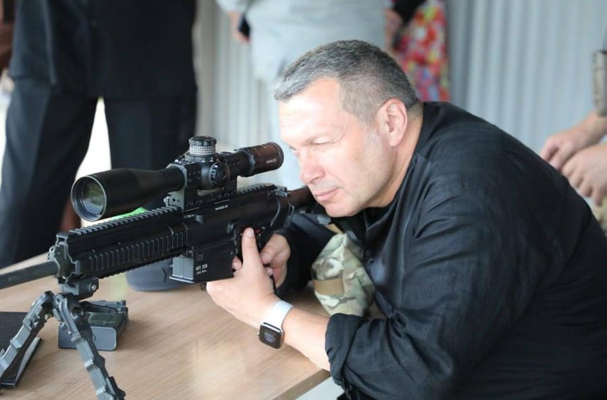 СМИ: Соловьев в 90-х искал киллера для убийства криминального авторитета. Пропагандиста могли завербовать в ФСБ