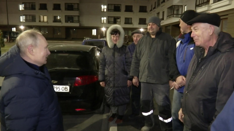 Путин (или его двойник) посетил захваченный Мариуполь - Это первая поездка диктатора на Донбасс после вторжения в Украину