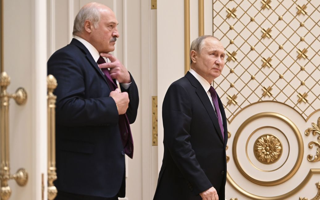 Почему Путин и Лукашенко не могут друг без друга: Подоляк ответил (Видео)