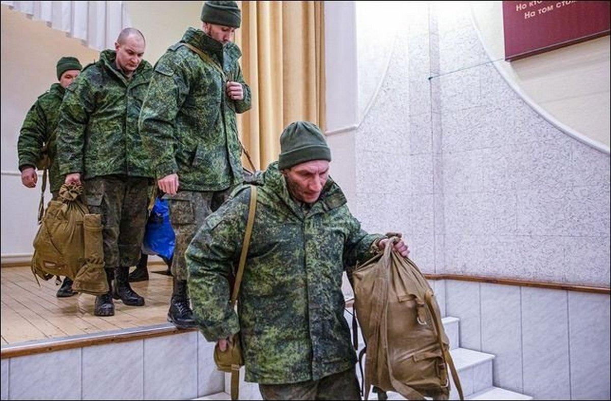 Оккупанты начали чаще сдаваться в ожидании контрнаступления ВСУ - ГУР