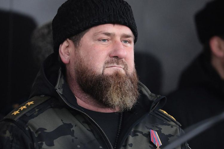 Святое Озеро. Кадыров поставил в стойло православных в России