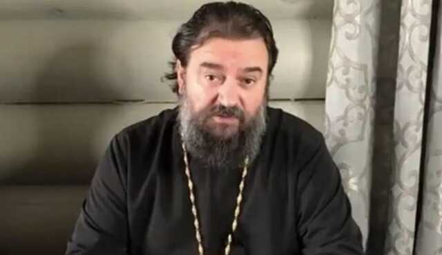 "Созданы варить кашу": сбежавщий протоиерей РПЦ заявил, что женщин нужно отстранить от "управления жизнью"