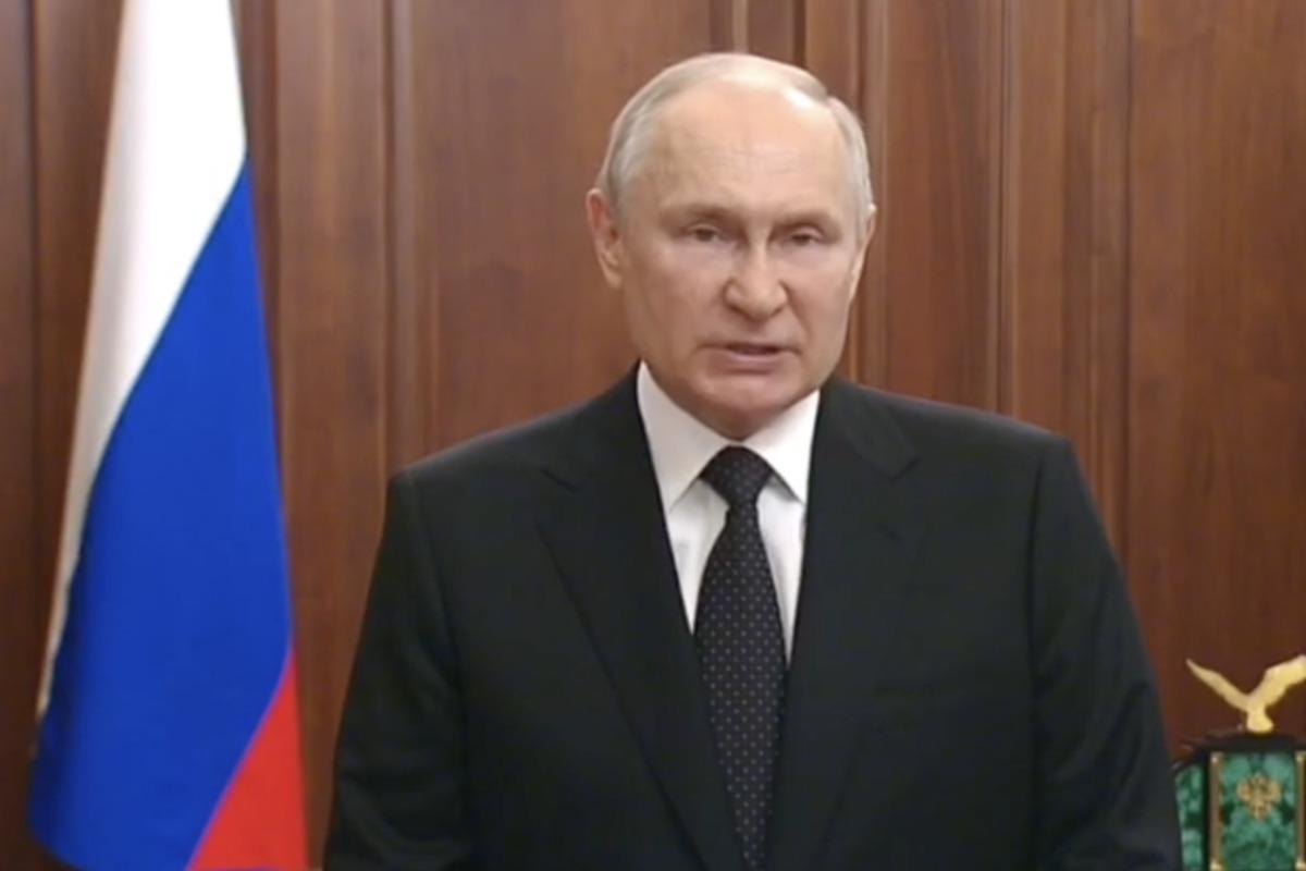 "Путина подвесят за "Фаберже": экс-разведчик назвал имя нового президента РФ (видео)