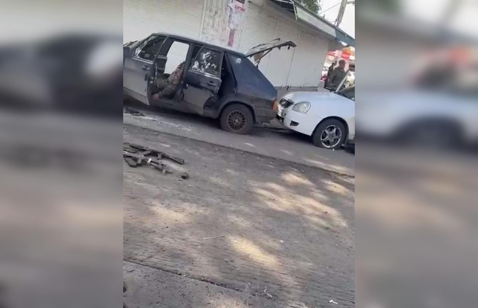 Бей своих, чтобы другие боялись: кадыровцы расстреляли солдат РФ возле Мариуполя, видео