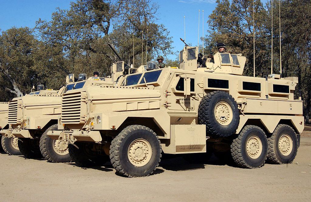 США передадут Украине еще 190 бронемашин MRAP: для чего предназначены