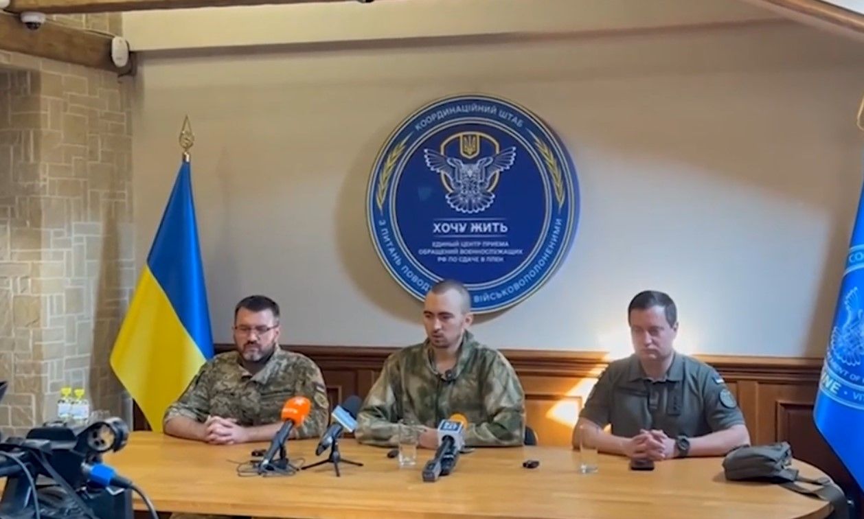 Российский офицер перешел на сторону Украины, переманив еще 11 военных: все детали спецоперации "Барыня" от ГУР. Видео
