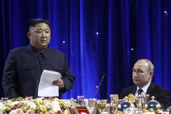 Планка снизилась: почему Северная Корея стала для России "братской"