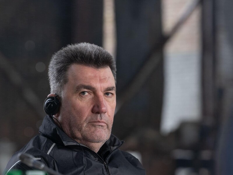 Данилов отверг возможность прекращения огня в Украине при посредничестве Китая