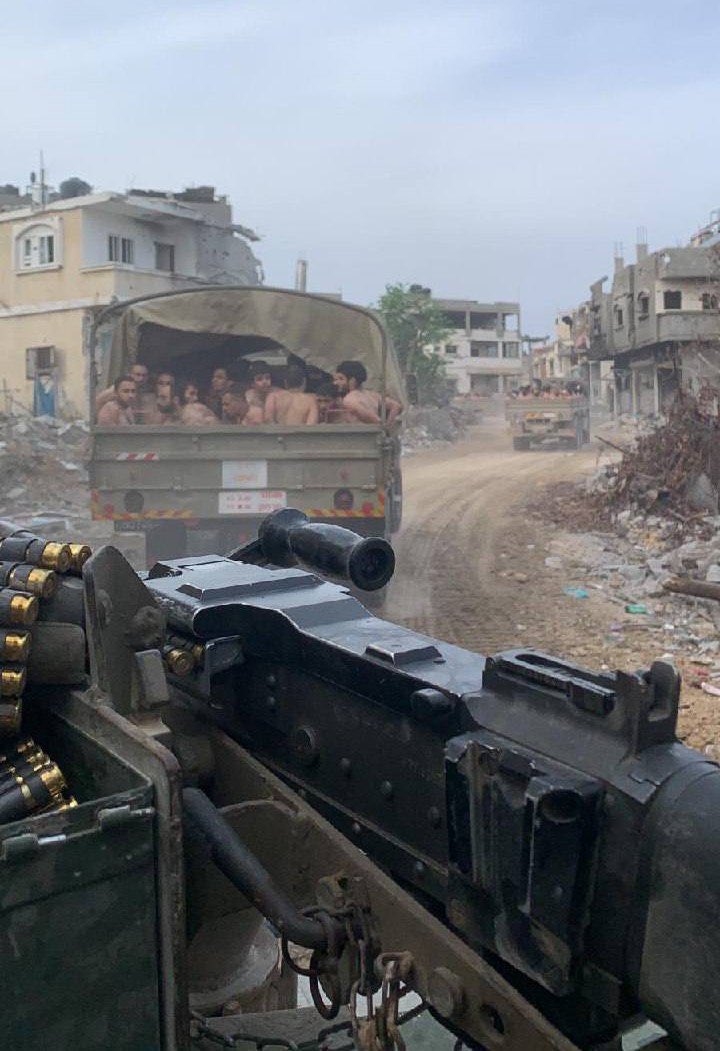 ЦАХАЛ отливает в норки