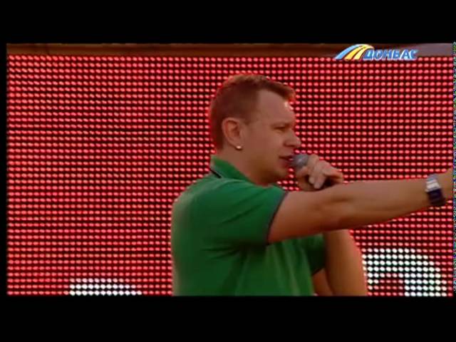 А год спустя началась война. Видео с концерта "Тартак" в Донецке, где люди отрываются под украинские песни, тронуло сеть