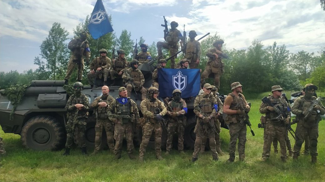 «Если сохранилось мужество». Русские добровольцы призвали Путина выйти с ними на связь — видео