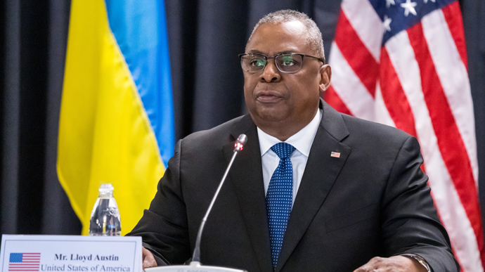 "США не допустят, чтобы Украина проиграла". Глава Пентагона открыл заседание группы "Рамштайн"