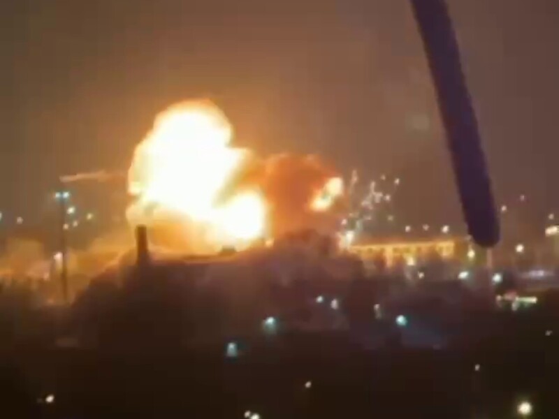 Массированная атака на Крым: Севастополь под ударами крылатых ракет, есть попадания (видео)