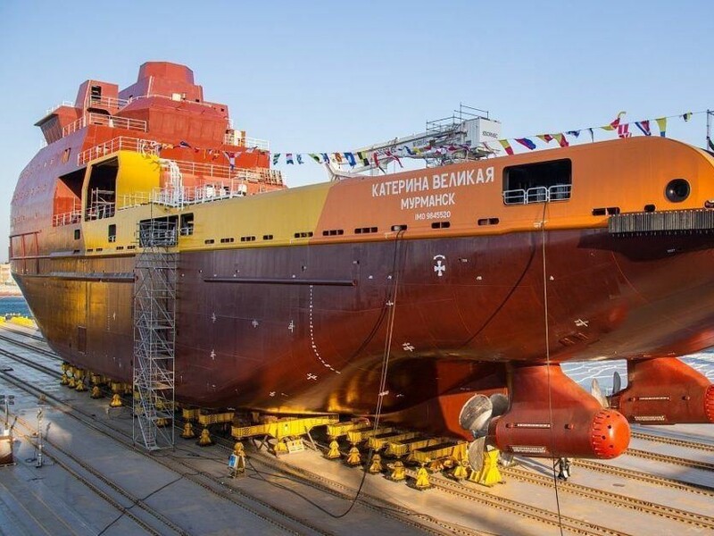 Ночью во Владивостоке горел единственный во флоте РФ грузовой ледокол