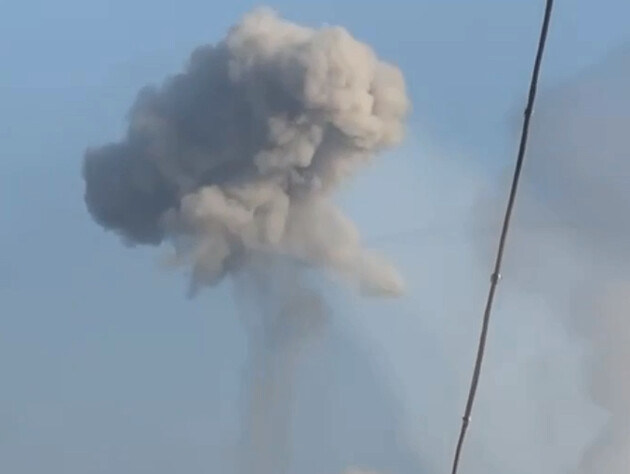 В оккупированном Крыму прозвучали взрывы, пишут о прилетах в Джанкое пропаганда заявила, что "сбили 12 ATACMS"