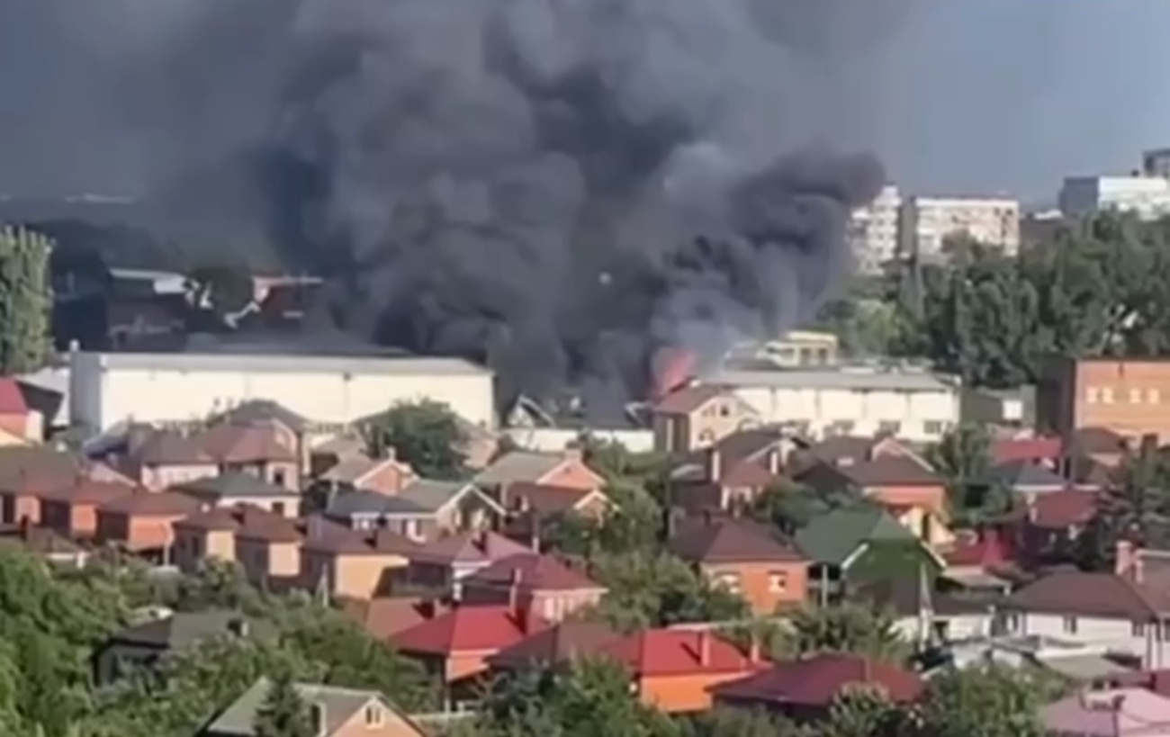 В Ростове горела база хранения МВД (Видео)