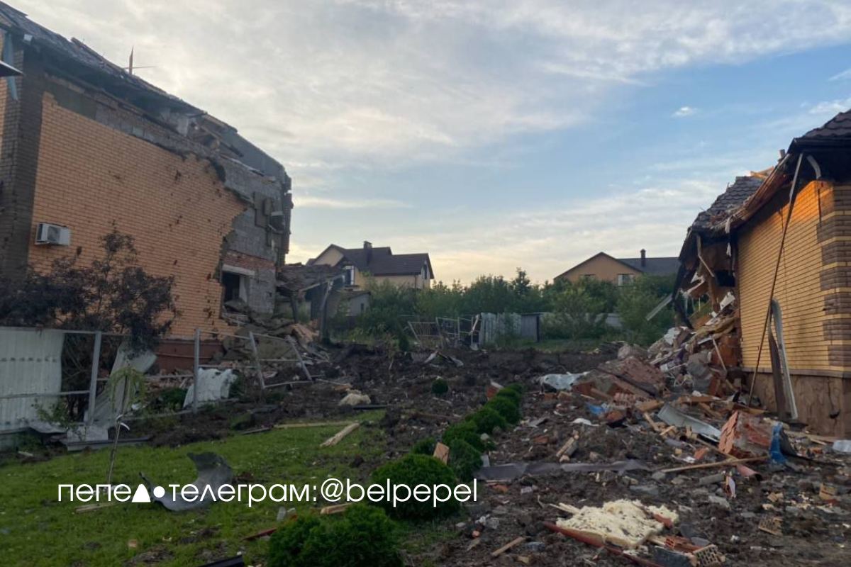 В Белгороде произошел взрыв. Местные паблики пишут о бомбе, сброшенной российским бомбардировщиком