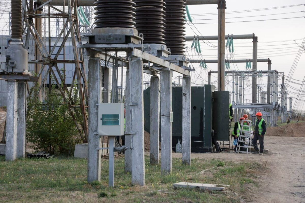 Враг атаковал три объекта энергетики