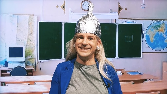 ШАПОЧКИ из ФОЛЬГИ против спутников НАТО (Видео)