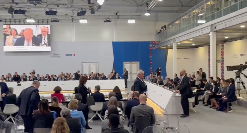 Сибига в ОБСЕ назвал Лаврова военным преступником и вышел из зала перед его выступлением