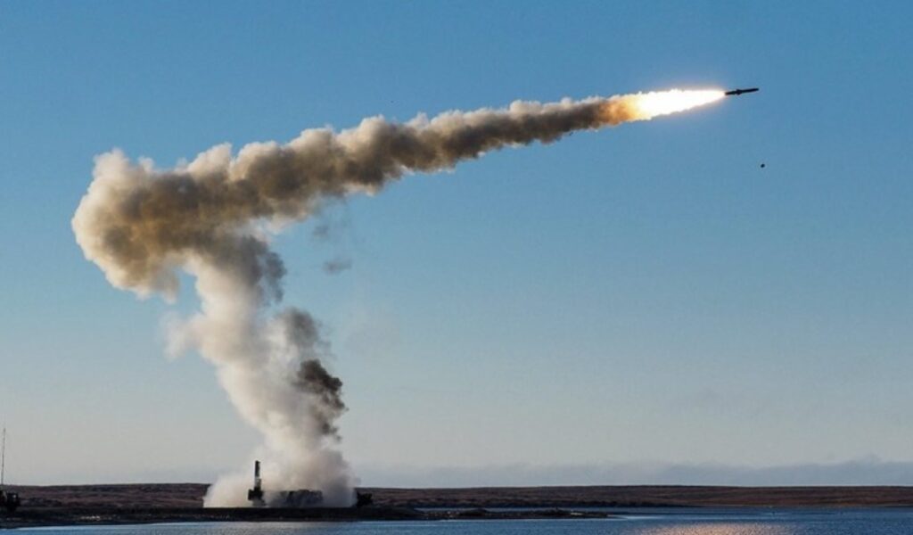 Под прицелом была энергетика, массированный удар по Украине: чего можно ожидать в ближайшее время и стоит ли опасаться "Орешника"