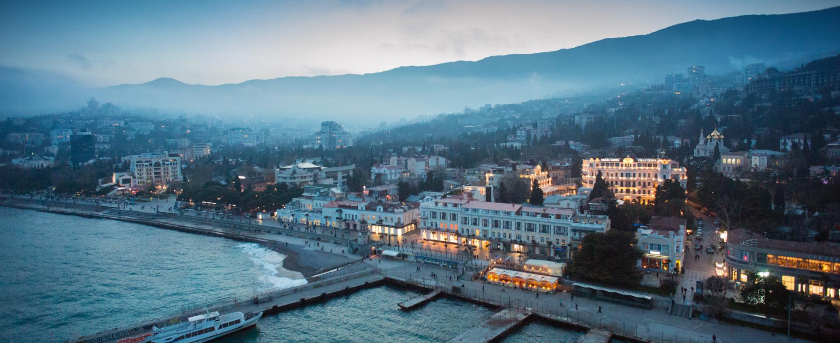 Пустуют набережные и рестораны: почему туристы не едут на зимние каникулы в оккупированный Крым