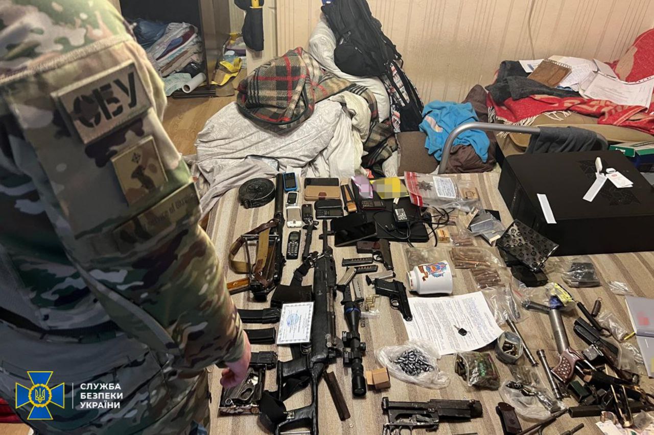 Шпионили за Силами обороны и корректировали обстрелы Киева и Харьковщины - СБУ разоблачила агентурную сеть ФСБ