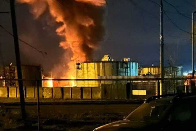 В Воронежской области снова подверглась атаке беспилотников нефтебаза, - росСМИ