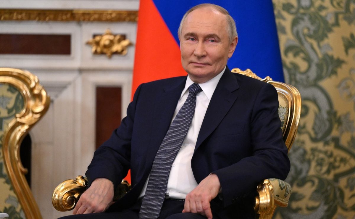 Путин приказал войскам остановить боевые действия на 30 часов