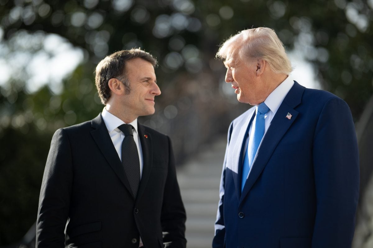 Макрон: Трамп осознал, что Путин солгал ему о готовности к миру