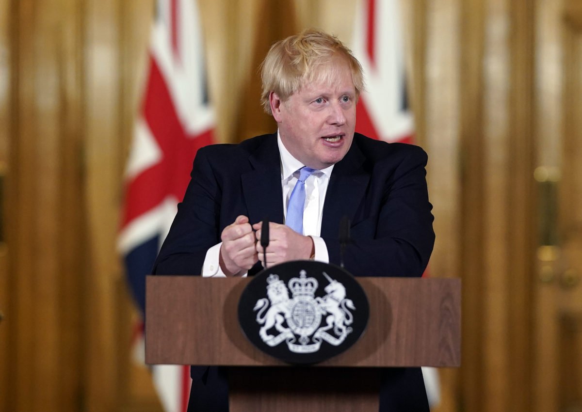 Борис Джонсон: Встреча Трампа с Путиным была «отвратительной»